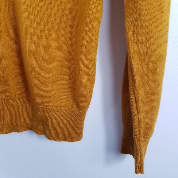 Club Room Merino Wool Quarter Zip Pullover Sweater - Picture 3 of 8